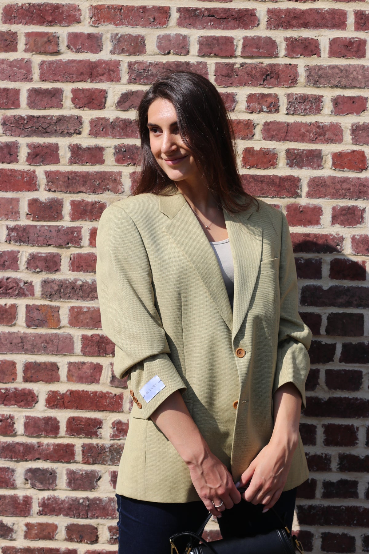 Light green blazer with elastic sleeves
