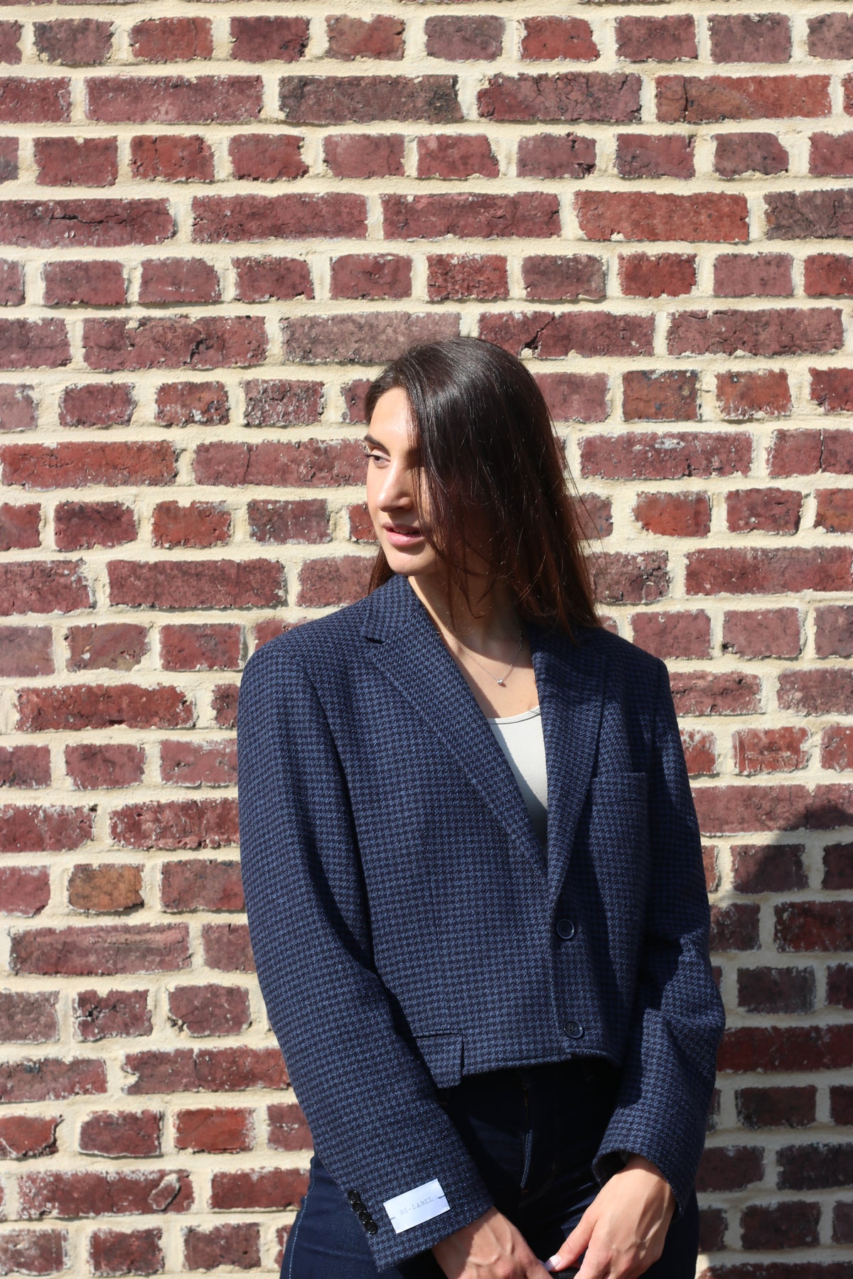Cropped blue houndstooth blazer