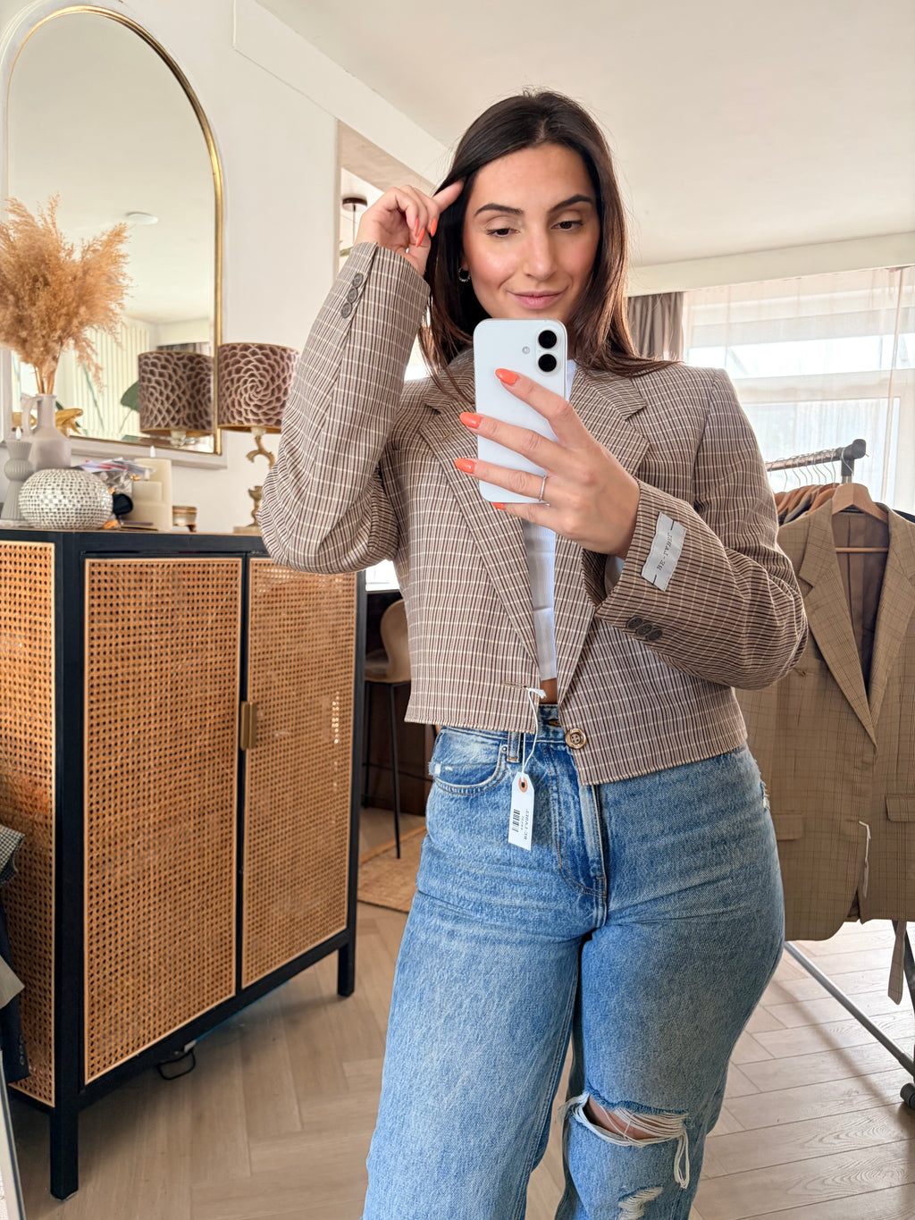 Beige checkered cropped blazer